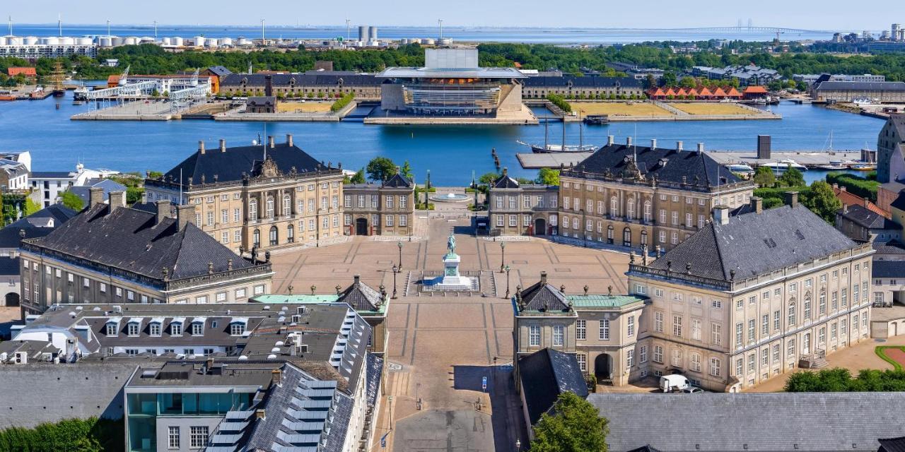 Large Apartment With Canal View In Central Cph City Kopenhagen Bagian luar foto