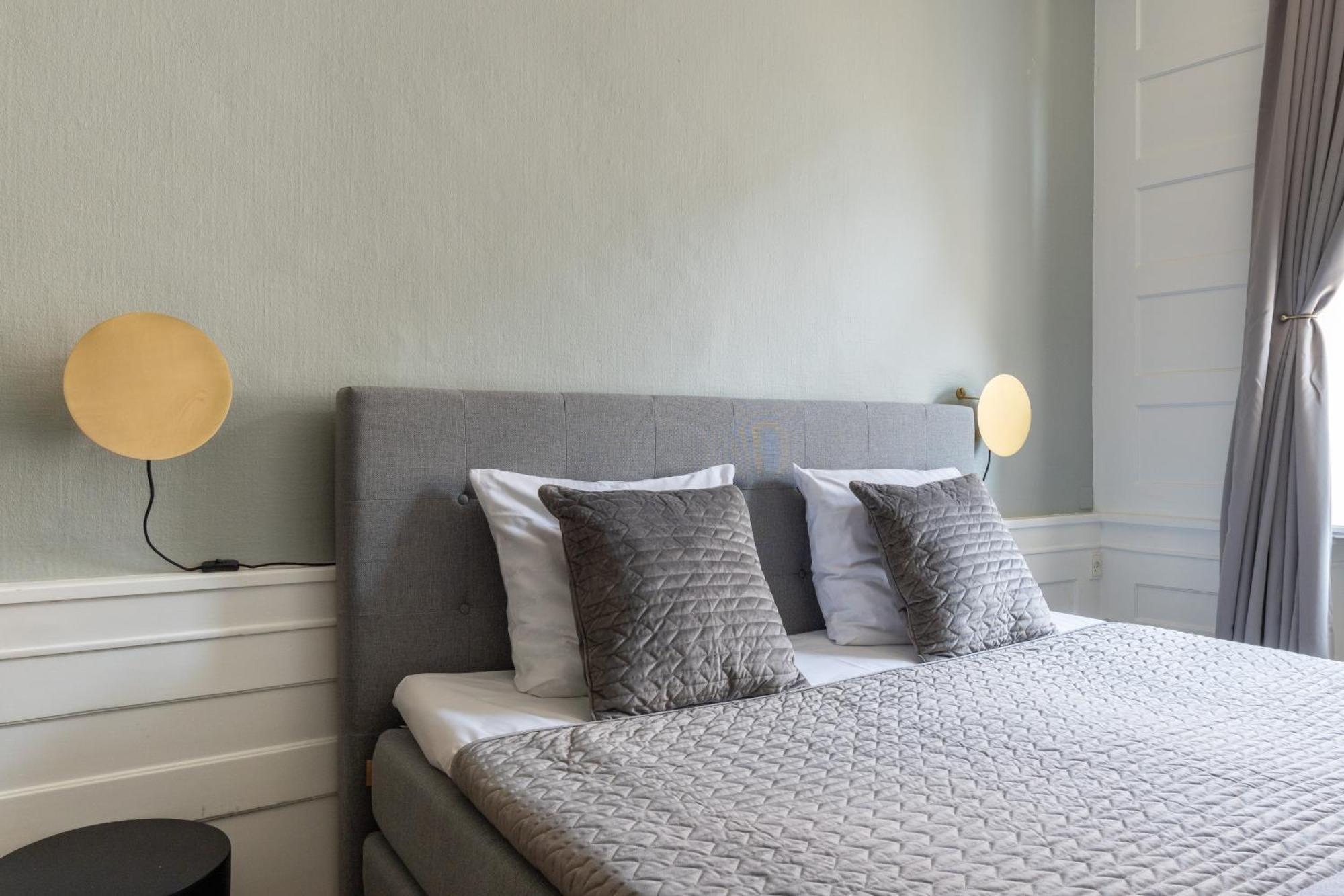 Large Apartment With Canal View In Central Cph City Kopenhagen Bagian luar foto