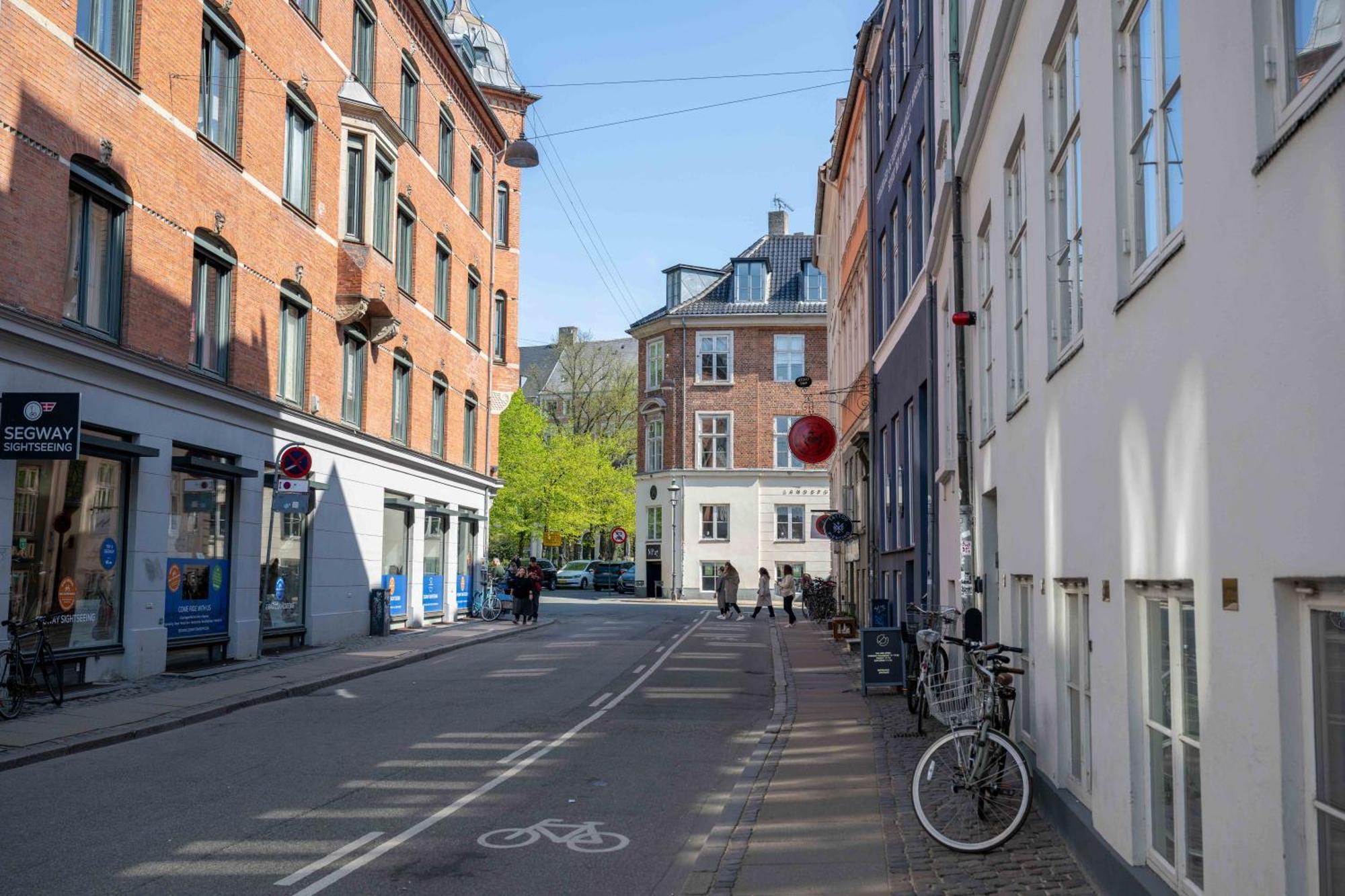 Large Apartment With Canal View In Central Cph City Kopenhagen Bagian luar foto
